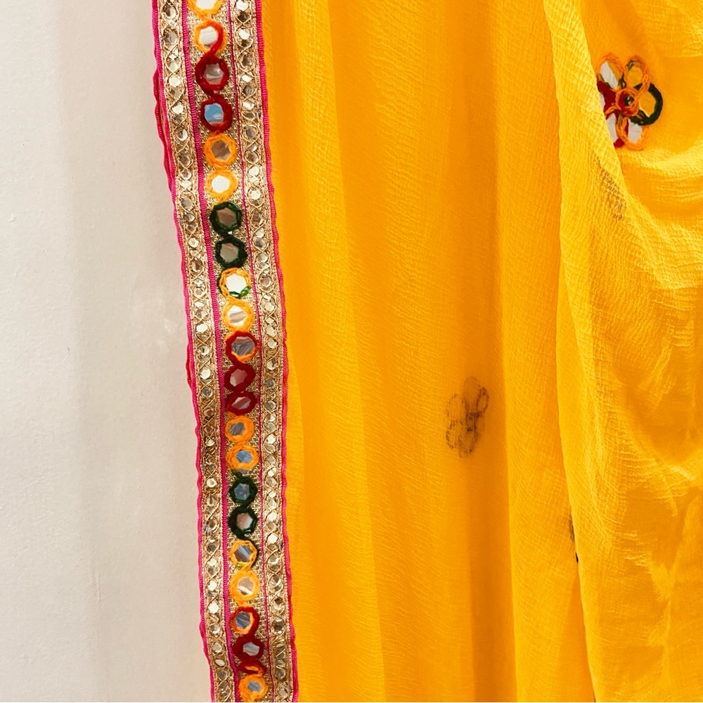 Pretty Chiffon Gota Work Chunni/Dupatta - Picture 4 of 10